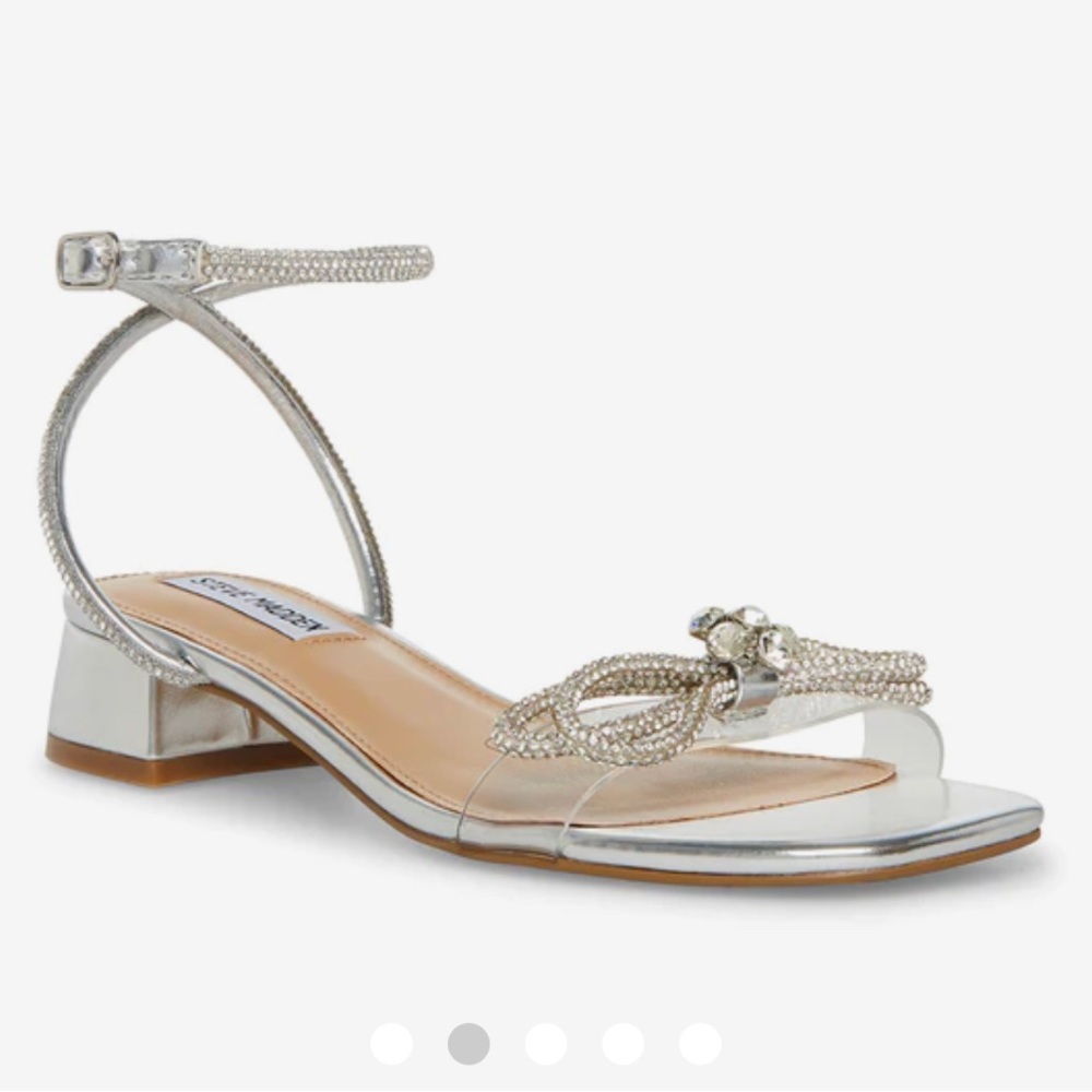 Steve Madden Silver Sandals Brand New in Box size 8.5 Lucinda